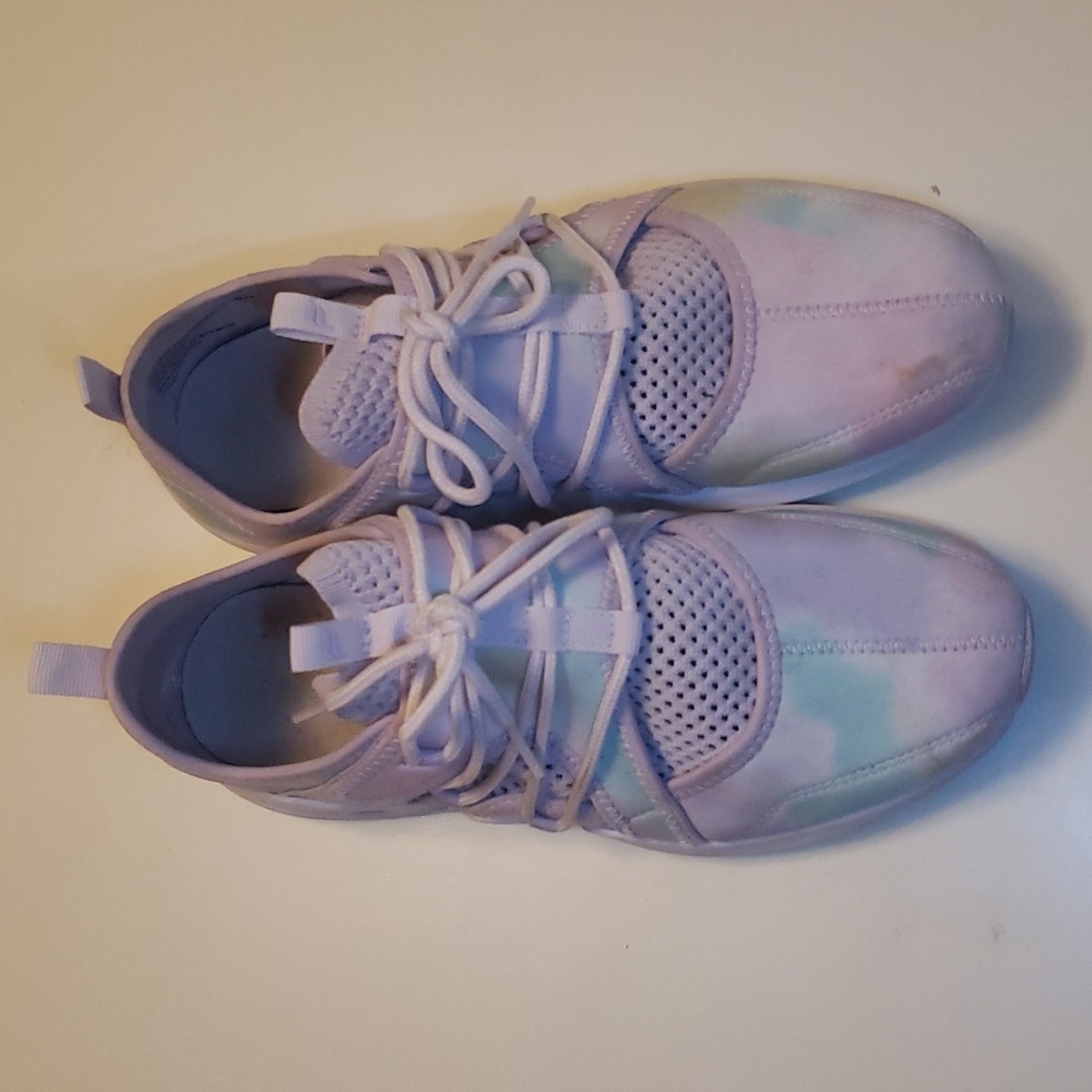 Brookside Performance Sneakers